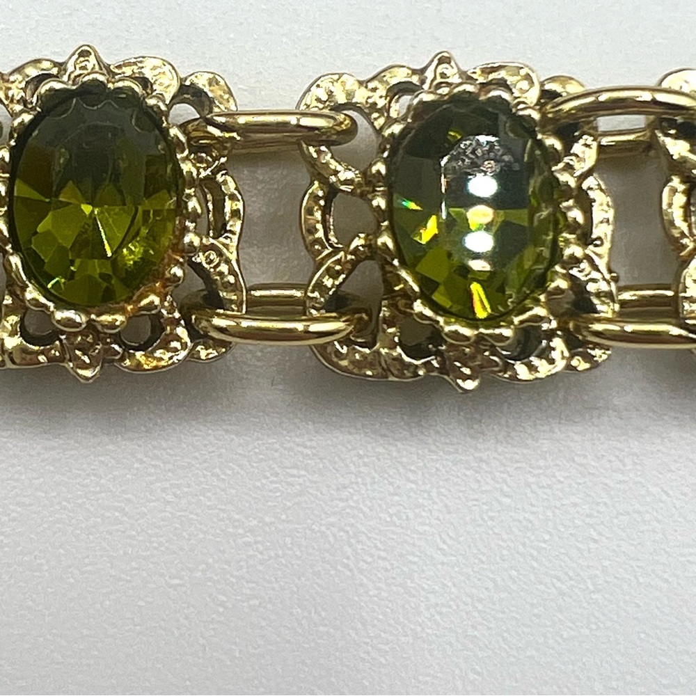 Vintage Gold-filled Hawaiian Jade Bracelet - 1960’s - Picture 7 of 8